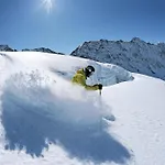 ホテル Aktivhotel Waldhof 4*