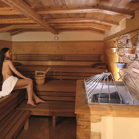 Aktivhotel Waldhof اوتز