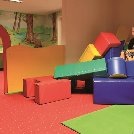 ホテル Aktivhotel Waldhof 4*