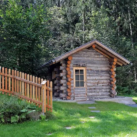 Aktivhotel Waldhof 4*