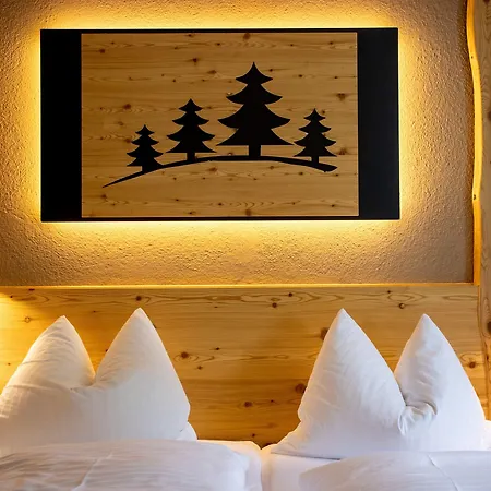 Aktivhotel Waldhof 4*