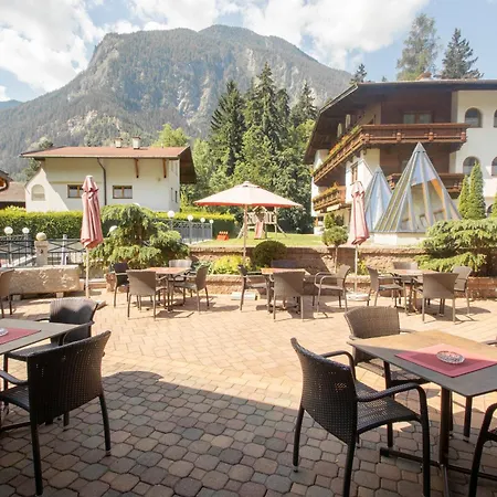 Hotel Aktivhotel Waldhof Oetz