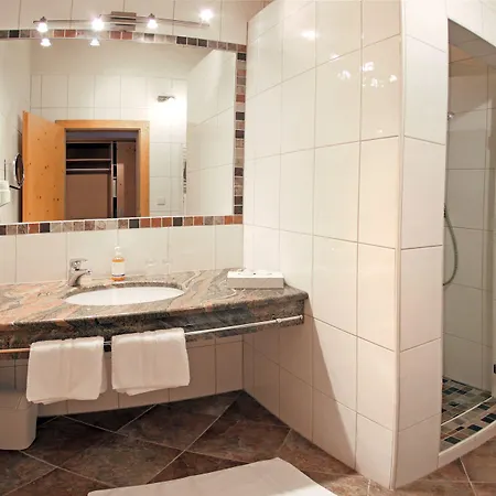 فندق Aktivhotel Waldhof