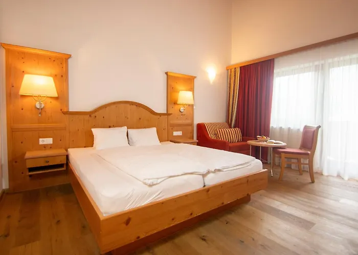 ホテル Aktivhotel Waldhof 4*