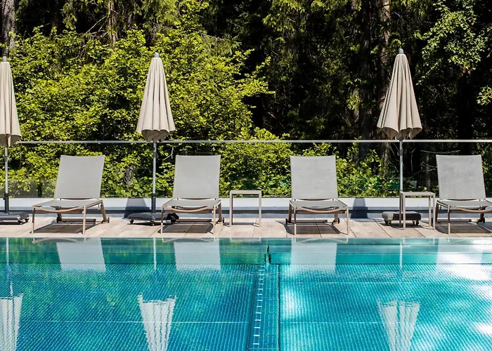 Aktivhotel Waldhof オエッツ