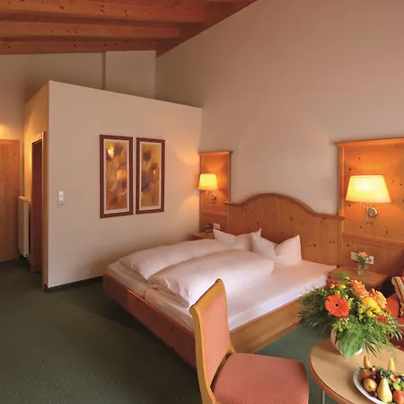 Aktivhotel Waldhof Hotel Oetz
