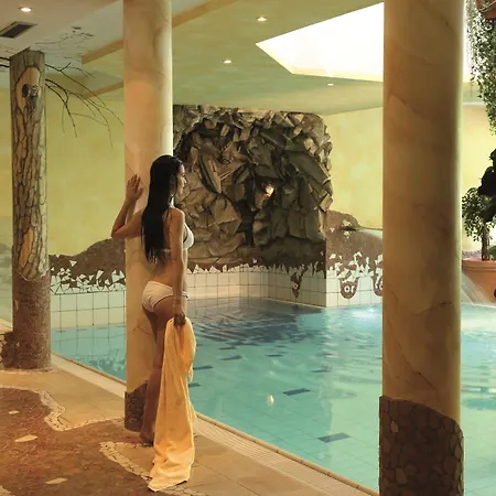 Aktivhotel Waldhof 4* اوتز